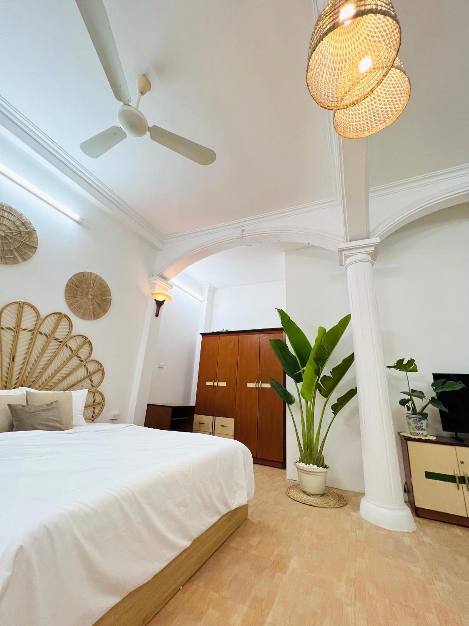 Lushstay Boho - Hanoi Train Station Exterior photo